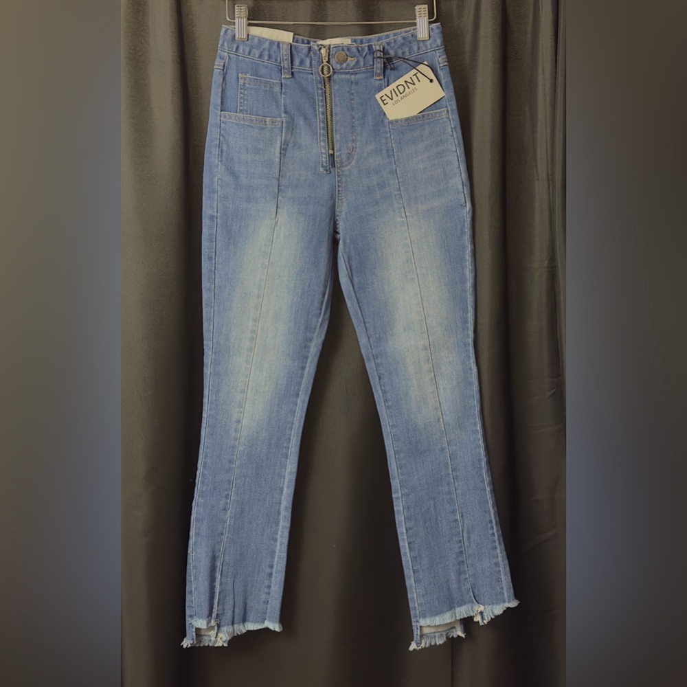 Evident Los Angeles Tangier Step Frayed Hem Straight Jean Exposed Zipper 25  NWT